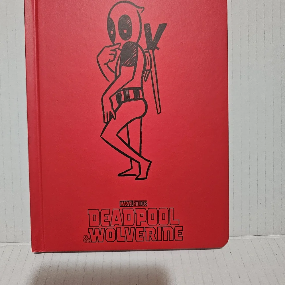 Deadpool & wolverine Promotional notebook with 3 postcards